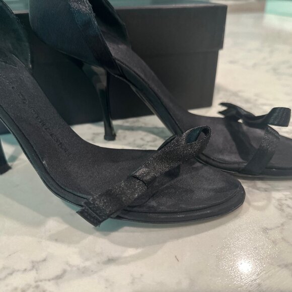 Giuseppe Zanotti Design black bow heels, sz. 7B - Picture 7 of 11